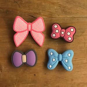 4 Bows crocs Jibbitz charms